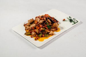 102. Kuřecí kostky "Kung-Pao"